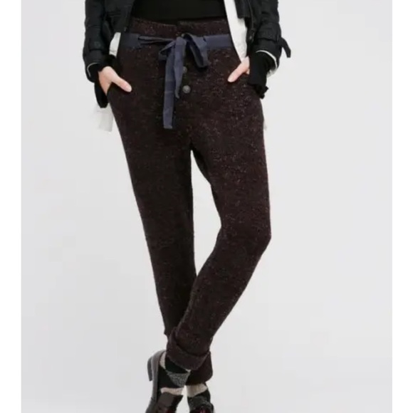 Sweater pants size XS like new condition - Picture 6 of 11